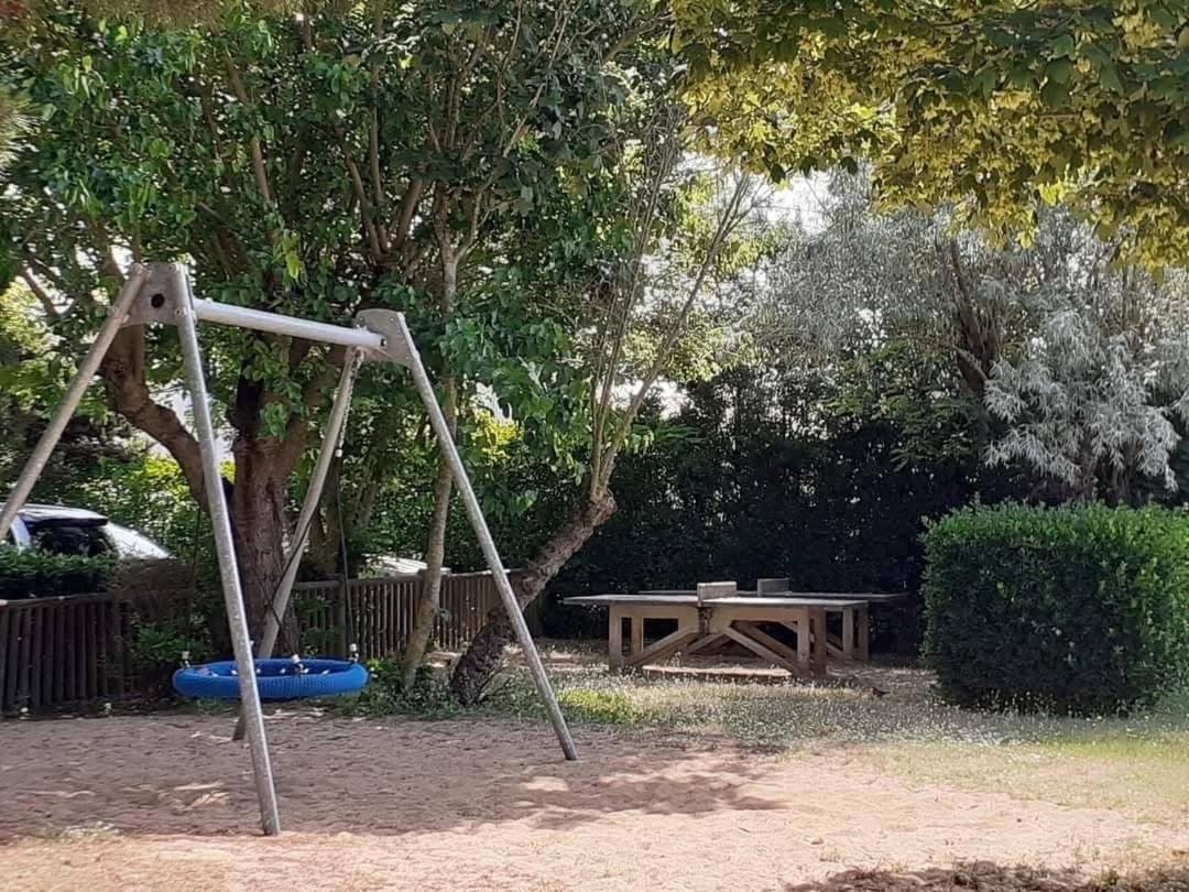Parc Residentiel A La Cotiniere, Piscine, Proche Plage, Nature & Calme Exterior foto